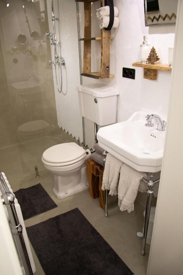 Boutique Apartments Benz I-Iii Бергиш Гладбах Екстериор снимка