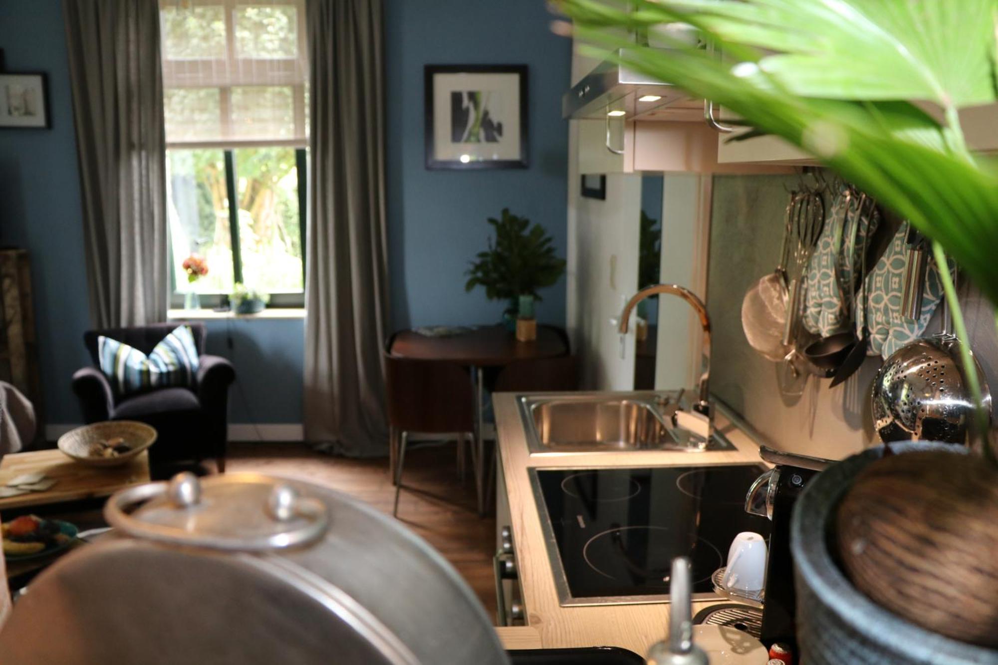 Boutique Apartments Benz I-Iii Бергиш Гладбах Екстериор снимка